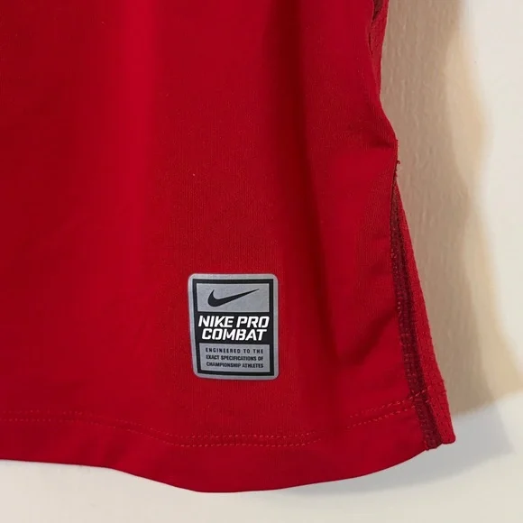 Nike Red Pro Combat T-Shirt - Picture 4 of 8
